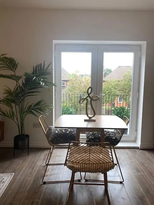 18 North Road Flat 2 By Mia Living Free Parking On Site Apartment Cardiff