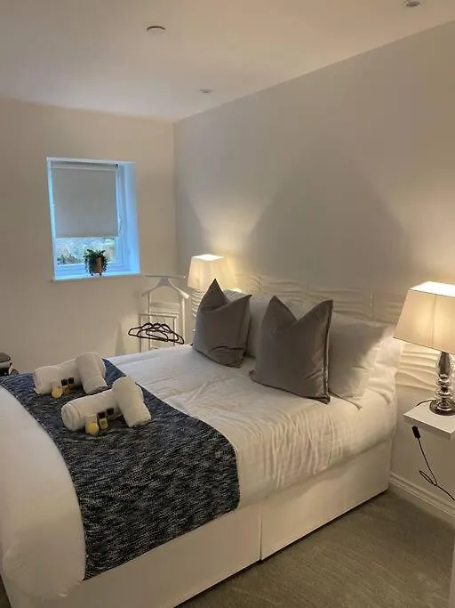 18 North Road Flat 2 By Mia Living Free Parking On Site Apartment Cardiff 0*,